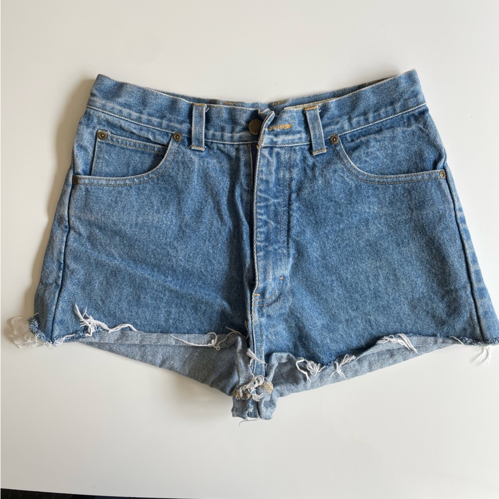 Vintage Eddie Bauer cutoff shorts, size 2